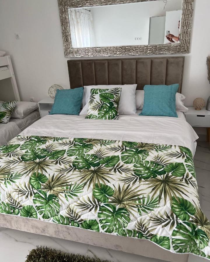 Apartament Julija